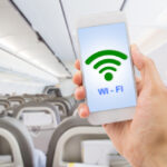 Wat zijn de opties voor wifi in het vliegtuig en is het veilig?