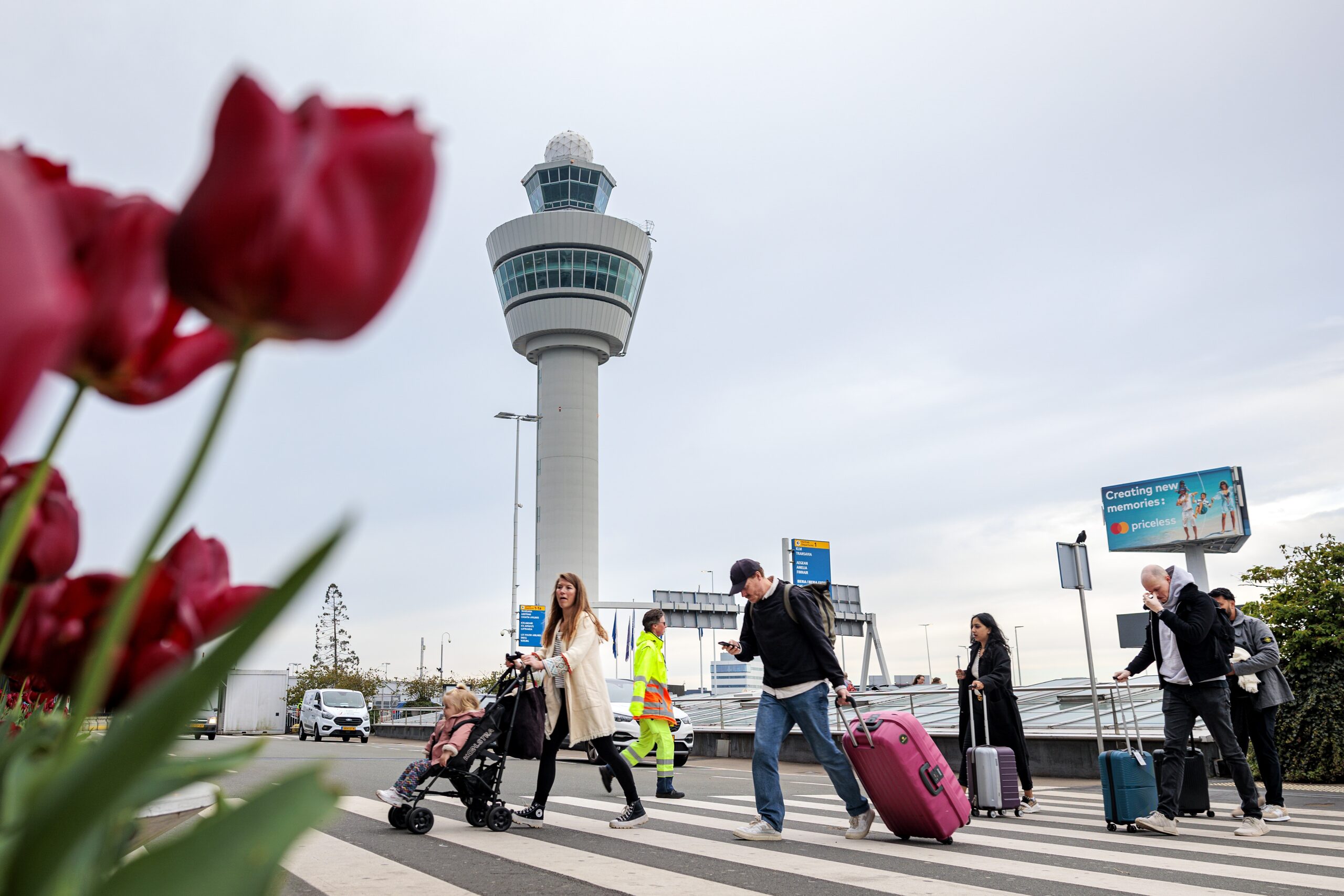 Drukte op de weg en op Schiphol door paasweekend en start meivakantie
