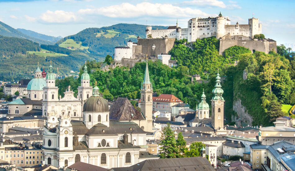 Uitzicht op de stad Salzburg.