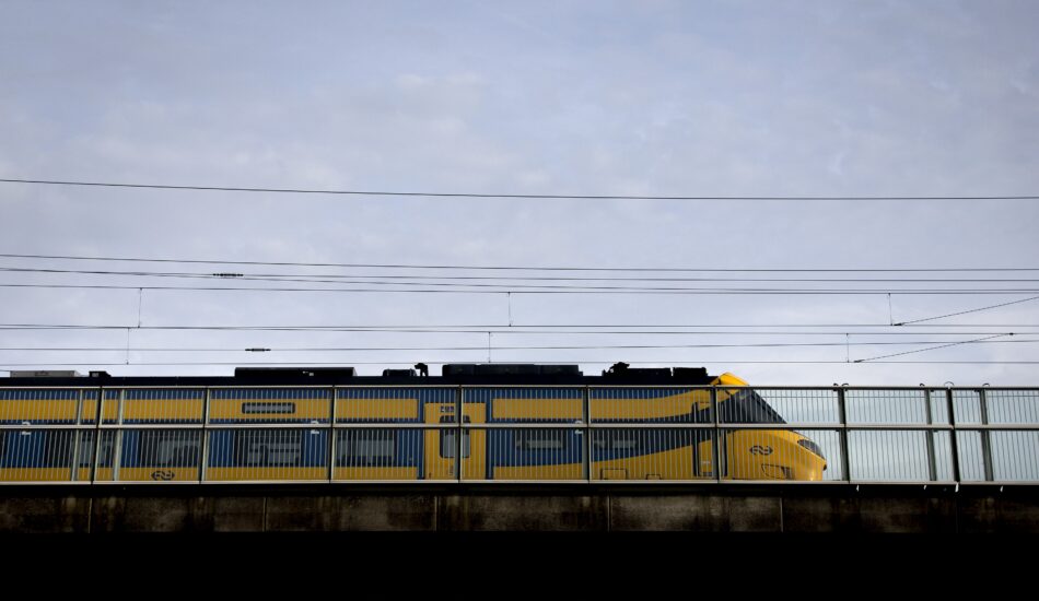 De hogesnelheidslijn.