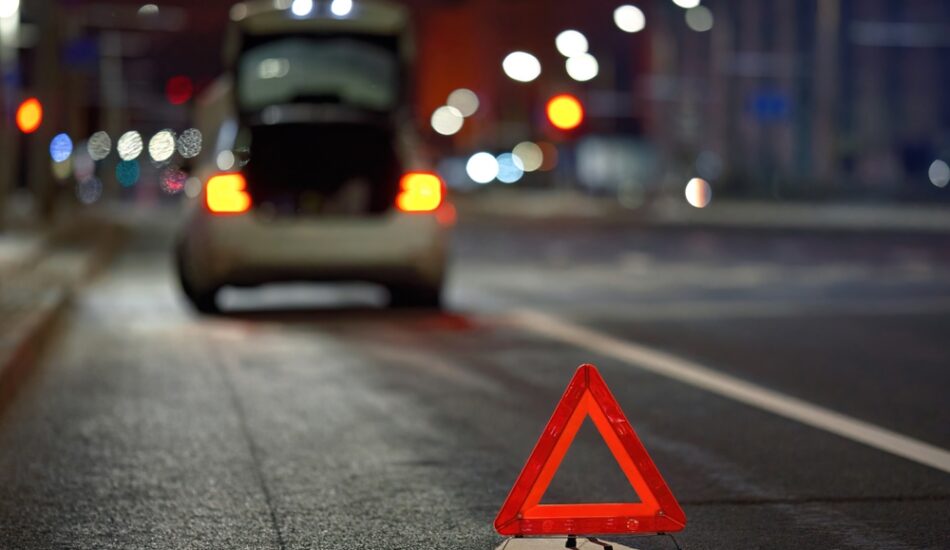 Wat als je met een lege tank en pech langs de snelweg komt te staan?