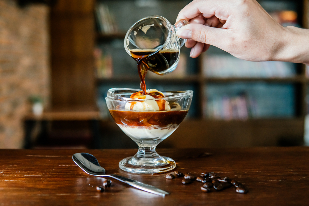 IJskoffie in Italië: affogato.