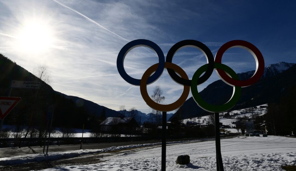 De Olympische ringen in Milaan.