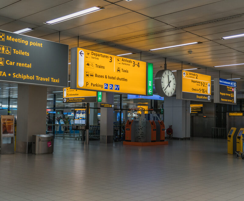 Stichting Vliegen met Autisme helpt mensen die door de drukke luchthavens niet op vakantie durven
