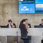 Rolkoffer niet altijd meer gratis mee bij KLM: proef met goedkoper basisticket zonder grote handbagage