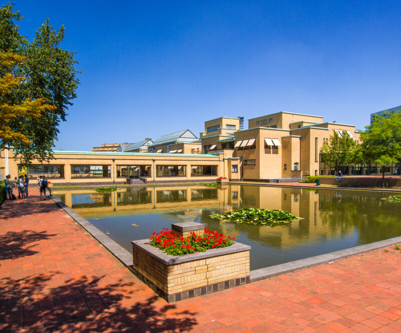 Vanaf 30 januari 2026 zijn er dementievriendelijke rondleidingen in Kunstmuseum Den Haag