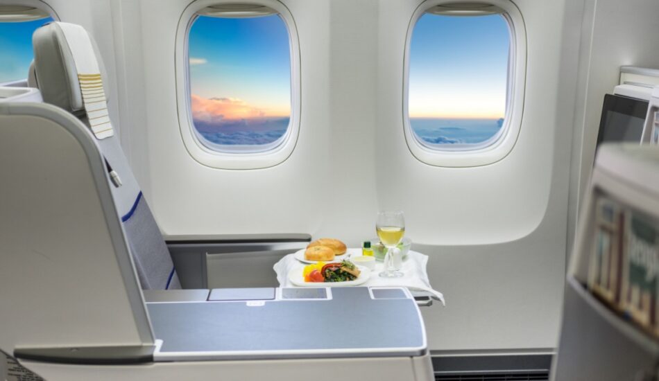 Business class vliegen zonder de hoofdprijs te betalen? Deze tips kunnen daarbij helpen