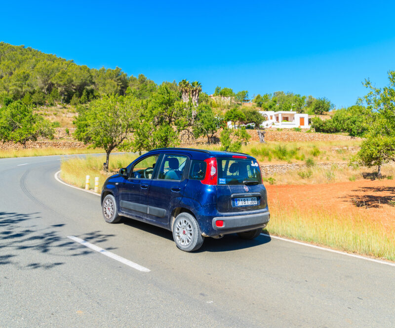 Limiet aan huurauto’s op Ibiza: houd rekening met schaarste en hoge prijzen