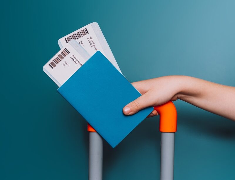 Prijzen voor vliegtickets stijgen als gevolg van Iranoorlog