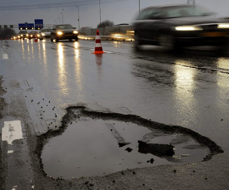 Meer files na winterse weersomstandigheden? Dat komt door reparaties na vorstschade